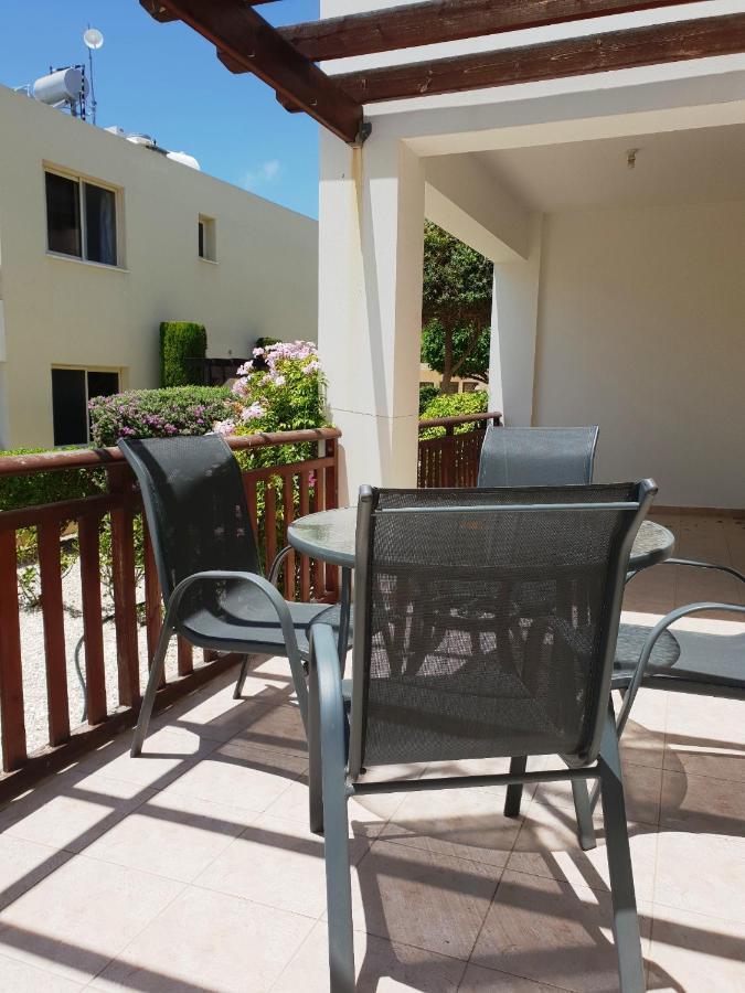 Ground Floor One Bedroom Apartment, Vanessa Complex Peyia Exterior photo
